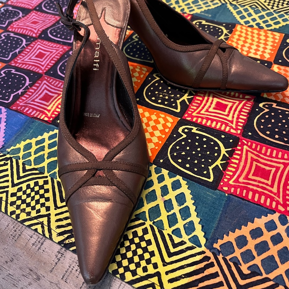 Amalfi Women's Bronze Metallic Leather Pointed Toe Heels